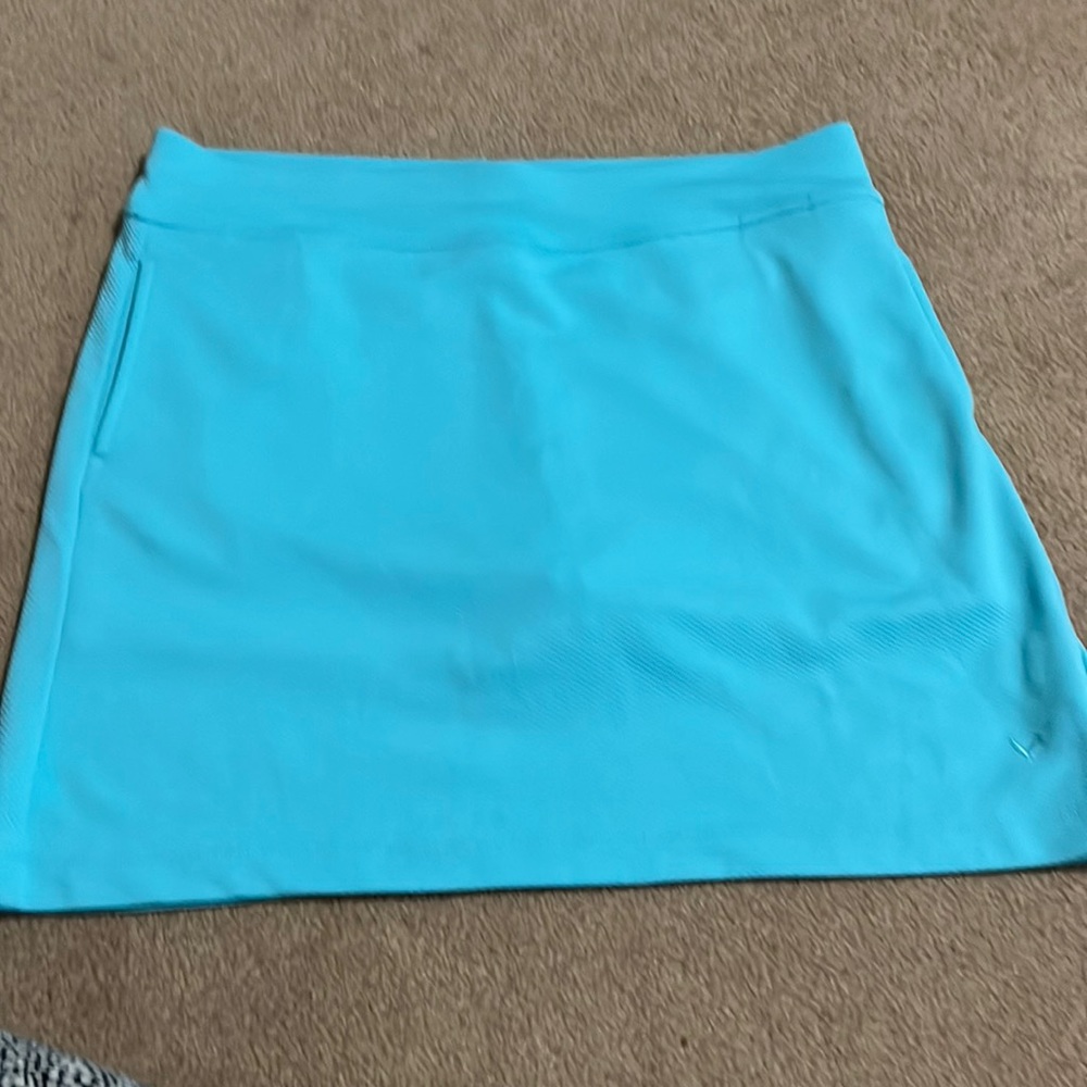 Callaway blue women’s golf skirt with pockets and built in shorts -sz large
